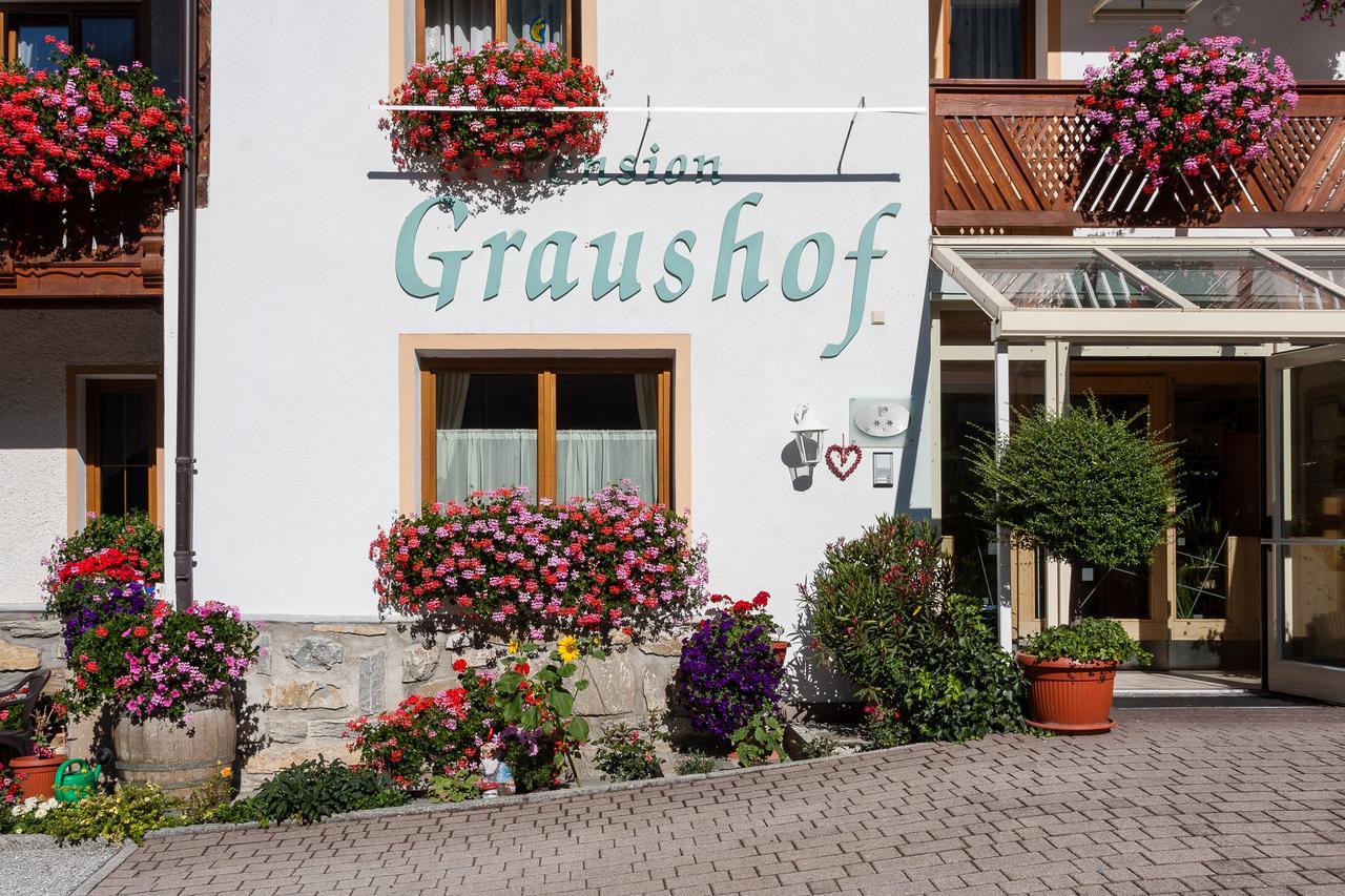 فندق Graushof فال دي فيز المظهر الخارجي الصورة